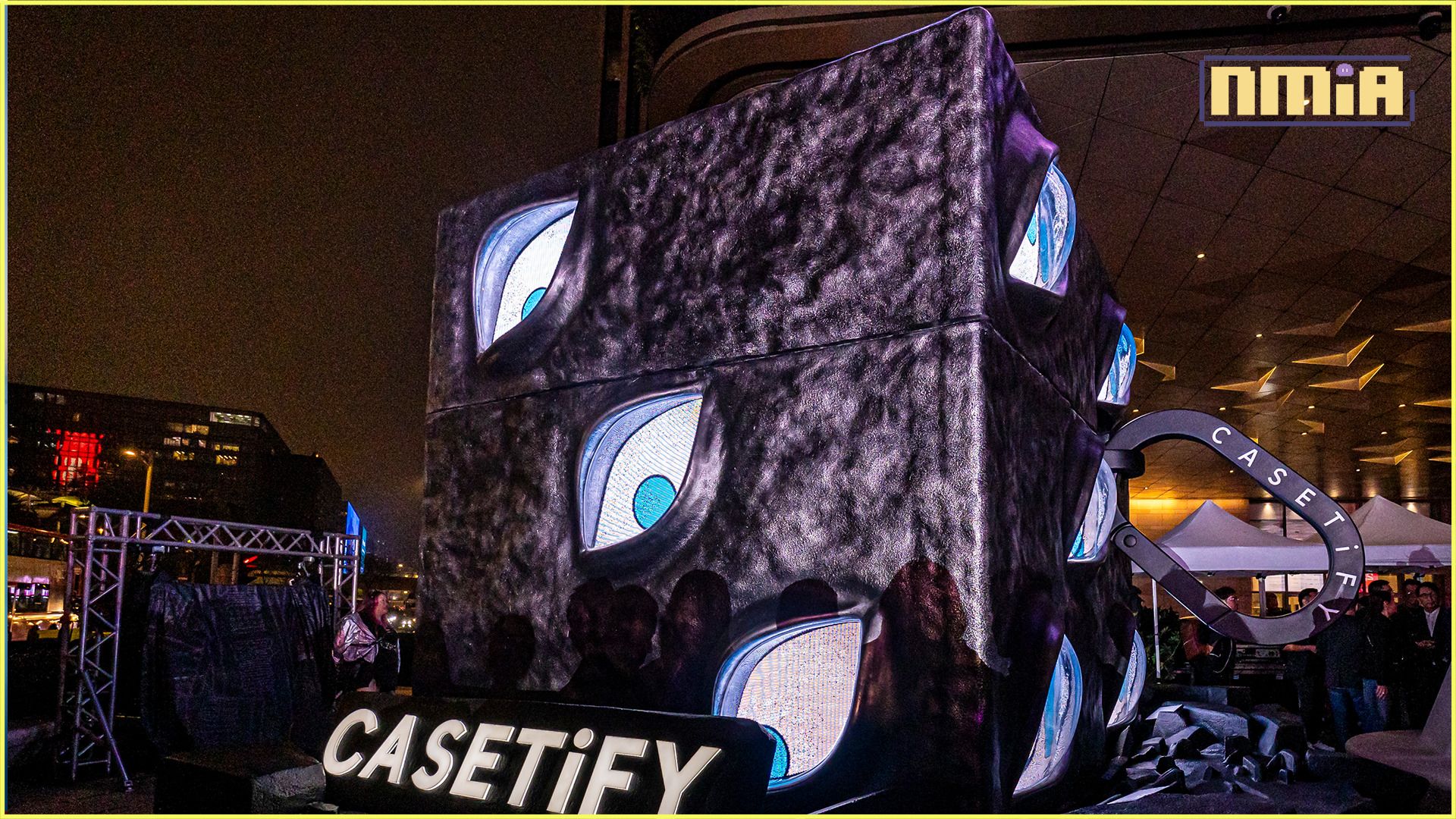 CASETiFY 釋放《咒術迴戰》聯乘系列 打造 4 米巨型「獄門疆」 期間限定店解開封印! 史上最巨型「獄門疆」裝置於 2 月 3 日至 8 日期間降臨香港，勢必震驚全球《咒術迴戰》粉絲
